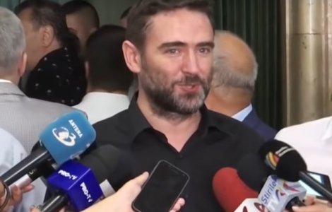 Plesoianu, despre Dancila: Sunteti remarcabila. Se pare ca nu "orice om ii e frica" sa se faca de ras