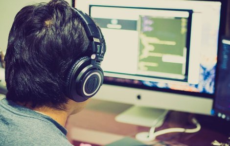 Monitoare de gaming: bune nu doar pentru jocuri, dar si productivitate