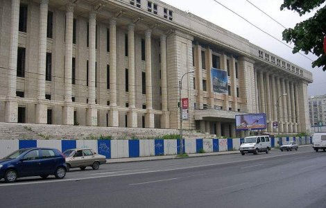 Primaria sectorului 1 retrage procesul impotriva Dambovita Center