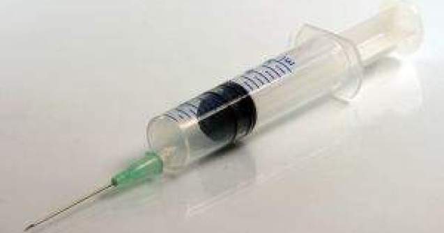 Remediu pentru barbatii vlaguiti: Injectia cu testosteron