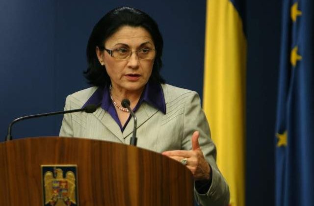 Ecaterina Andronescu, propusa pentru Educatie