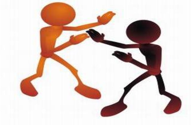 The Economist: Disputa Ponta-Basescu mascheaza problemele reale ale Romaniei