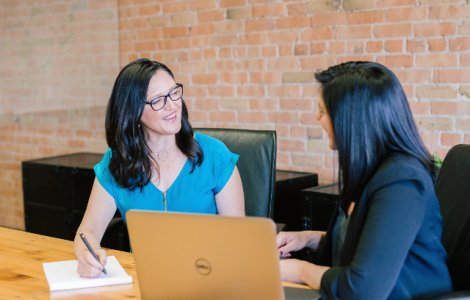 Topul celor mai cautate domenii pentru angajare de catre romani, in primele 6 luni ale anului