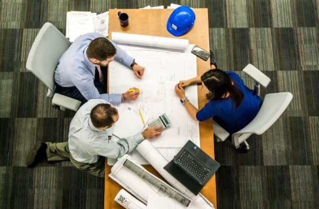 Cele mai atractive beneficii prin care angajatorii atrag personal