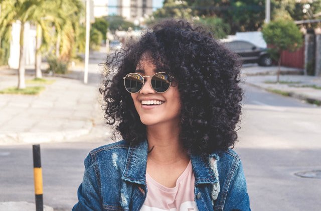 California, primul stat american care interzice discriminarea pe baza coafurilor