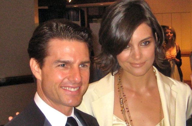 DE CE s-a hotarat Katie Holmes sa divorteze de Tom Cruise?