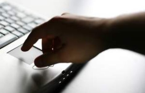 43% din site-urile pe care intri zilnic sunt gazduite de SUA