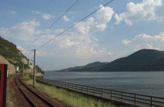 CFR anunta o noua runda de intarzieri, din cauza caniculei