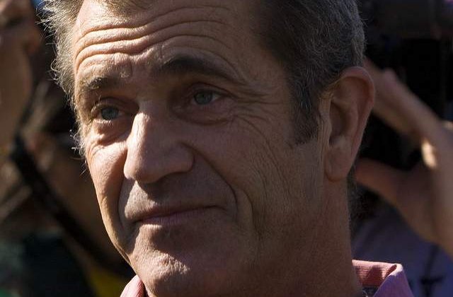 Mama vitrega a lui Mel Gibson vrea un ordin de restrictie impotriva lui