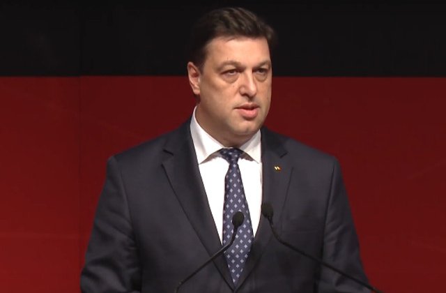 Serban Nicolae, despre Isarescu: Un impostor statea o banca de aur. Si banca s-a rupt. Gold bye!