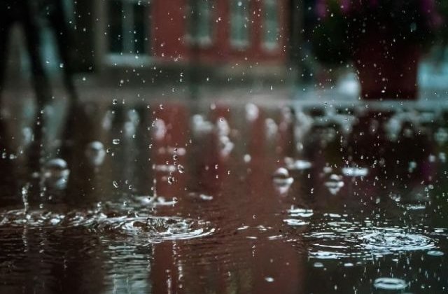 Cod PORTOCALIU si GALBEN de ploi, vijelii si grindina