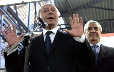 Liberalii moralisti il bombardeaza pe Basescu cu reprosuri