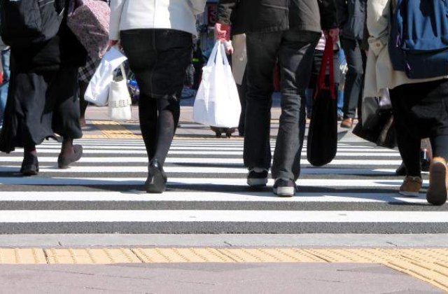 Statul a sacrificat 7.000 de angajati pentru a reduce cheltuielile