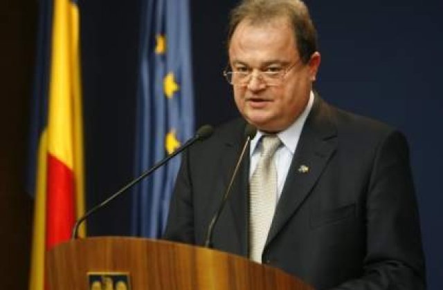 Blaga contesta revocarea sa din fruntea Senatului la CCR