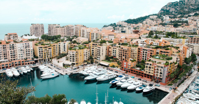 Averea celor mai bogati oameni ai lumii a scazut pentru prima data in 7 ani