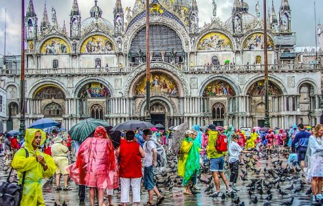 Atentionari de calatorie in Italia si Croatia: Ploi puternice si furtuni