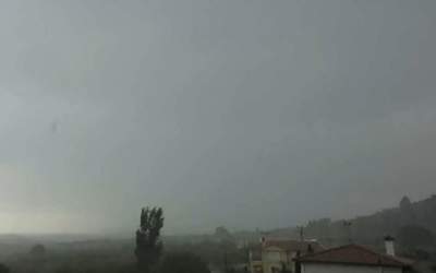 7 persoane au murit si 100 au...