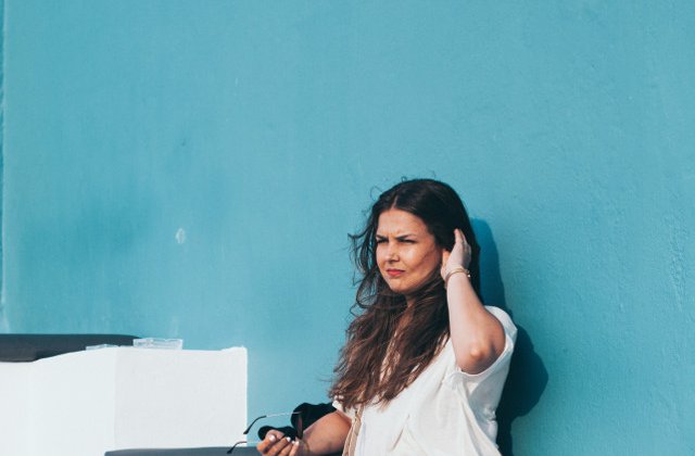 Tuturor ni se intampla: 8 motive pentru care uitam lucruri simple in viata de zi cu zi