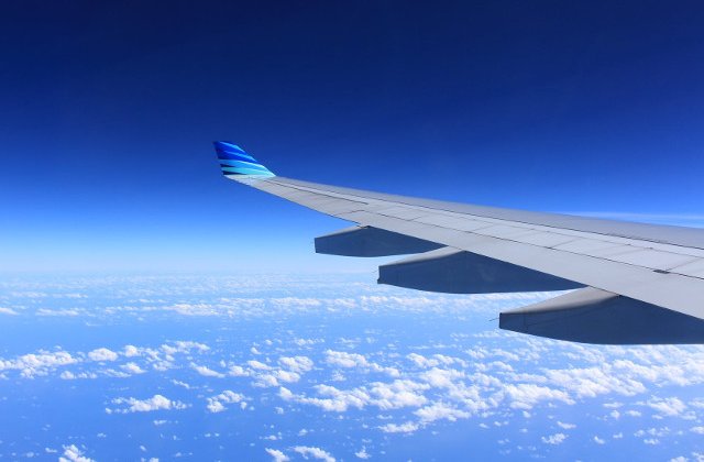 37 de pasageri au fost raniti intr-un avion Air Canada in urma unor puternice turbulente deasupra Pacificului / VIDEO