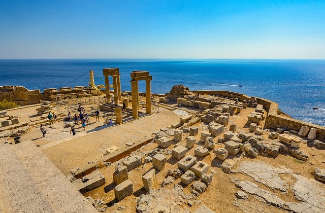 Avertizare MAE: Risc ridicat de incendii de vegetatie pentru Insula Rhodos