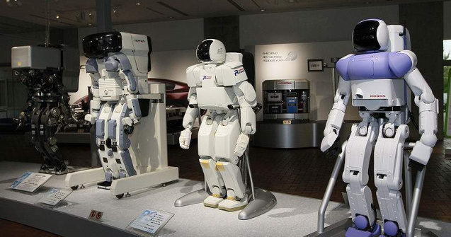 Scenariu SF devenit realitate: Roboti CONTROLATI cu mintea