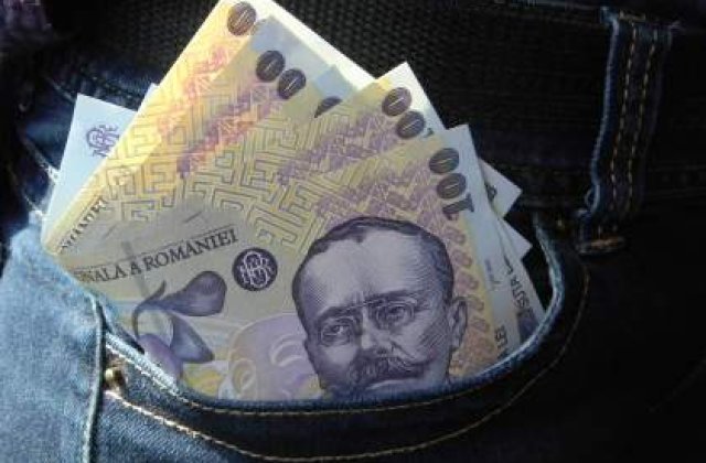 Leul, la un nou MINIM ISTORIC fata de euro