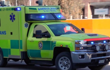 Noua persoane au murit in urma prabusirii unui avion de mici dimensiuni in Suedia