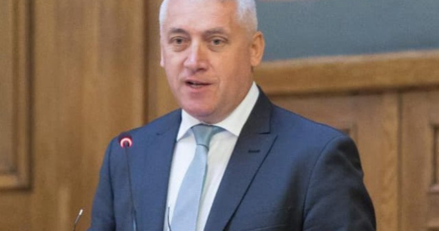 Tutuianu: O candidatura independenta a Gabrielei Firea la presedintie ar putea fi sustinuta de Pro Romania