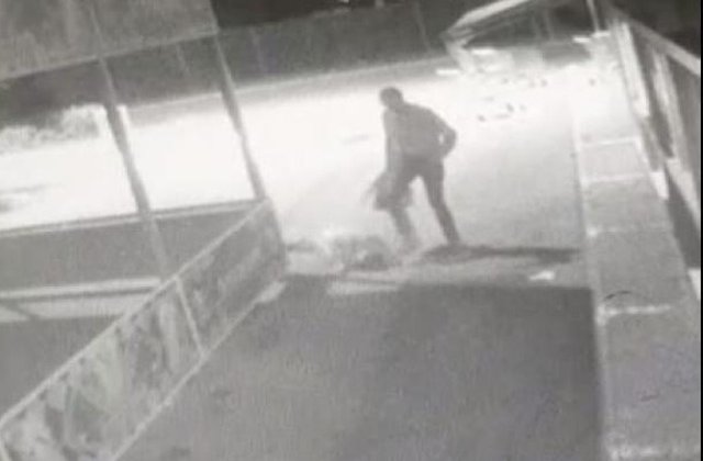 Principalul suspect in omorul comis in parcarea unui complex comercial din Sector 2 este un agent de paza