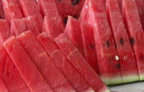 Beneficii sanatoase ale pepenelui rosu