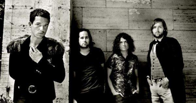 Audio  Asculta noul single The Killers, "Runaways"