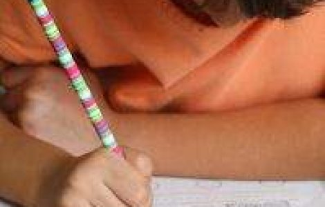 De doua ori mai multi copii romi analfabeti in Romania decat in Bulgaria