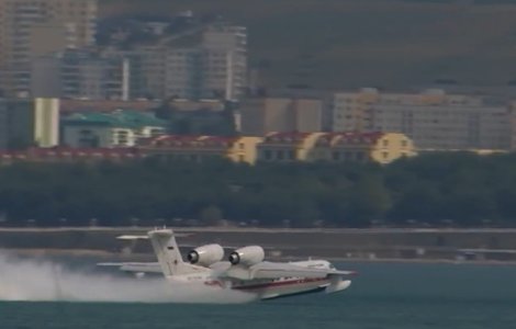 Trei persoane au murit, iar alte patru sunt date disparute, dupa ce un hidroavion s-a prabusit in Canada