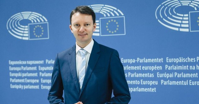 Siegfried Muresan: Doamna Dancila este primul sef de guvern care-si ataca functionarii din subordine