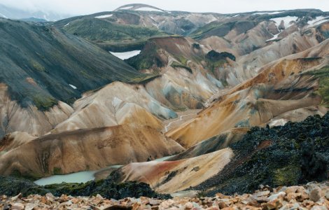  Top  12 locuri magnifice cu peisaje selenare de vis. Destinatie din Romania, in top / VIDEO