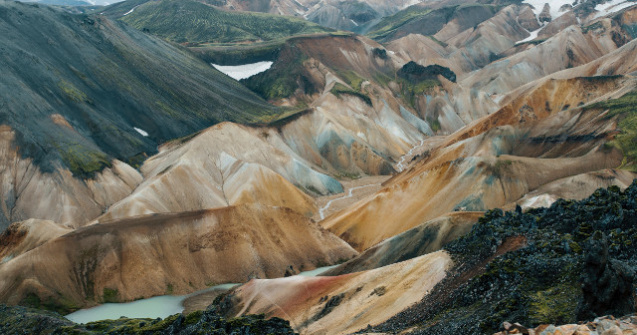  Top  12 locuri magnifice cu peisaje selenare de vis. Destinatie din Romania, in top / VIDEO