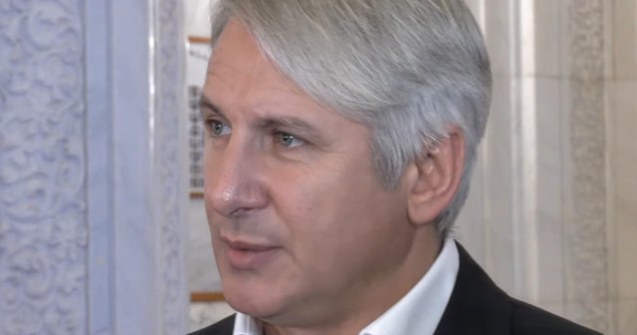 Eugen Teodorovici vrea ca absolventii Programului de Internship al Guvernului sa fie angajati fara examen in administratie