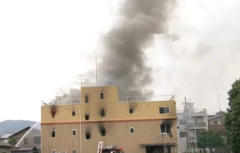 Cel putin 33 persoane au murit dupa ce un barbat ar fi dat foc la sediul unui studio de animatie in Kyoto/ VIDEO