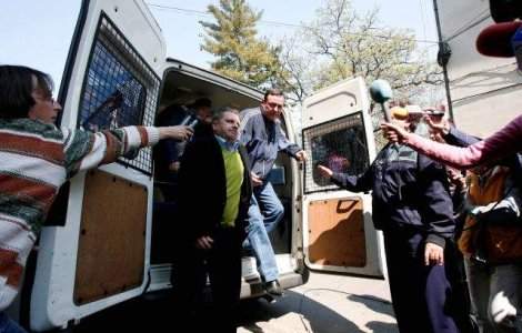 Arbitrii Savaniu si Corpodean au fost eliberati