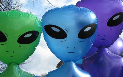 Marea Britanie recunoaste:...