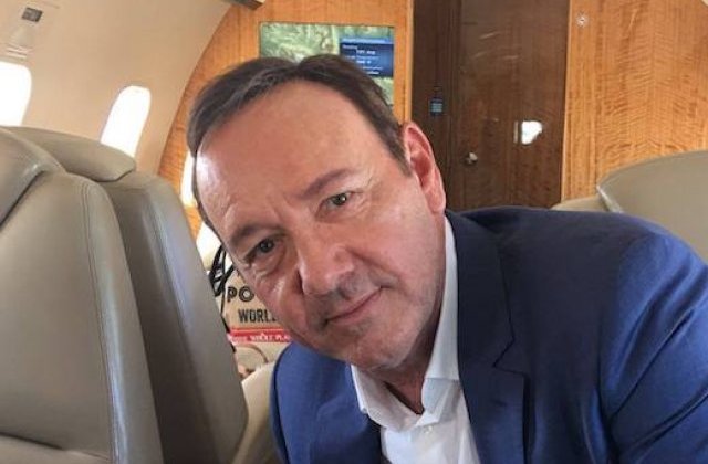 Kevin Spacey a scapat de acuzatiile de agresiune sexuala. Procesul a fost anulat