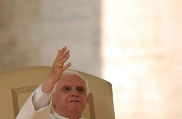 Papa Benedict al XVI-lea denunta manipularea ideologica a religiei