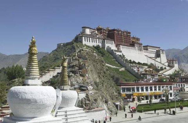 Noua ecuatie a fericirii nationale, calculata in Himalaya