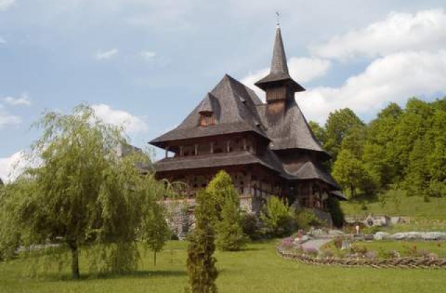 Tara celor 1.200 de biserici din lemn