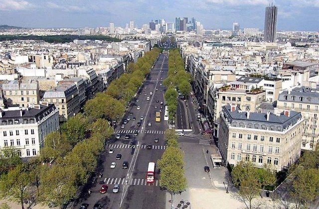 Franta si-ar putea deschide piata muncii pentru romani la toamna