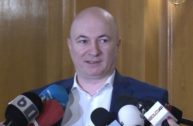 Stefanescu, dupa ce Fifor si Teodorovici ar fi renuntat la candidatura pentru prezidentiale: Manastire intr-un picior, ghici cine ramane in cursa?