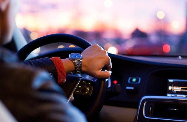 Gadgeturi si accesorii pe care sa le iei in calatoriile de business