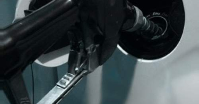 Benzina s-a scumpit din nou