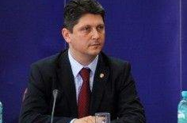 Traian Basescu versus Titus Corlatean, ministrul Justitiei