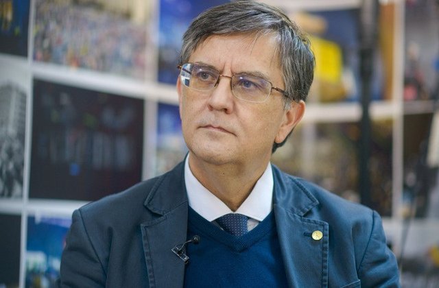 Rectorul Universitatii din Bucuresti cere demiterea prodecanului de la Teologie dupa declaratiile controversate de la Radio Trinitas